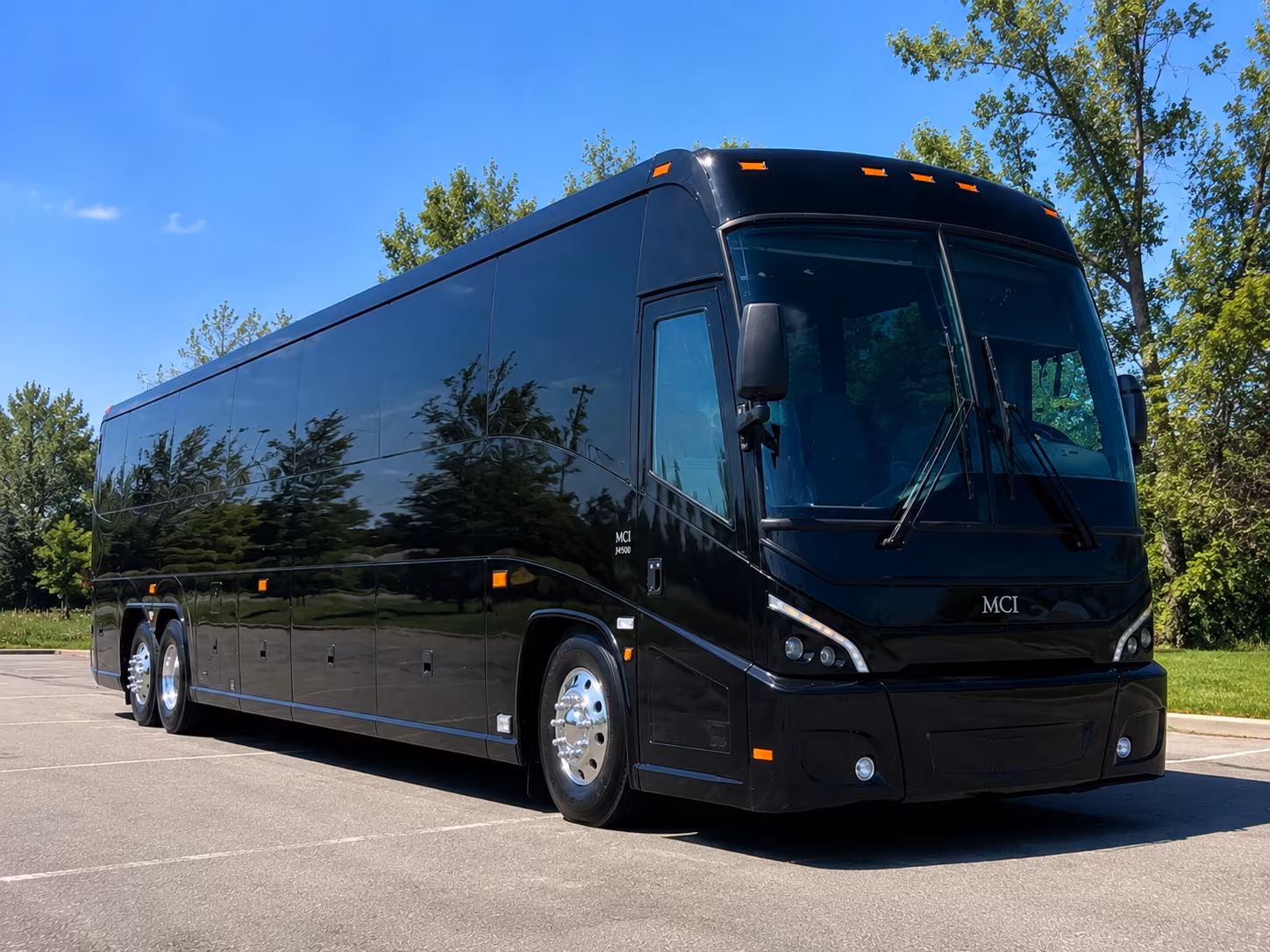 Washington Airport Shuttle & Transportation party bus exterior