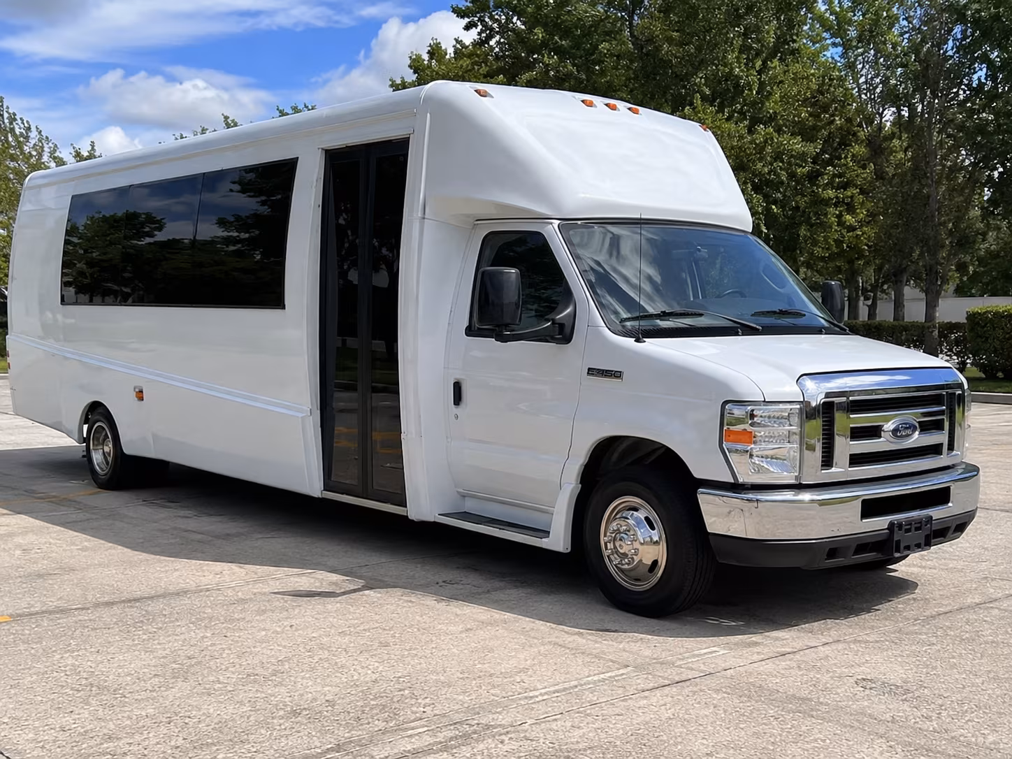 Washington Birthday, Sweet 16, & Quinceañera Transportation party bus exterior